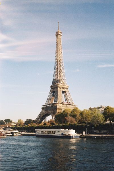 Croisière en famille sur la Seine à Paris 8 en Ile-de-France